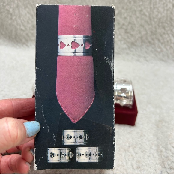 Vintage R. Morgan Collection silverplated napkin rings set of 4 NOS hearts 10046 - Picture 2 of 6